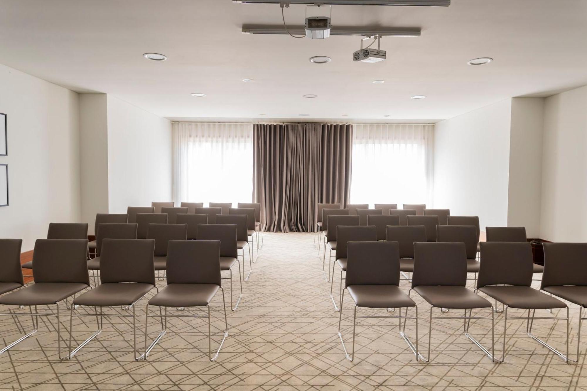 Holiday Inn Porto Gaia By Ihg Vila Nova de Gaia Kültér fotó