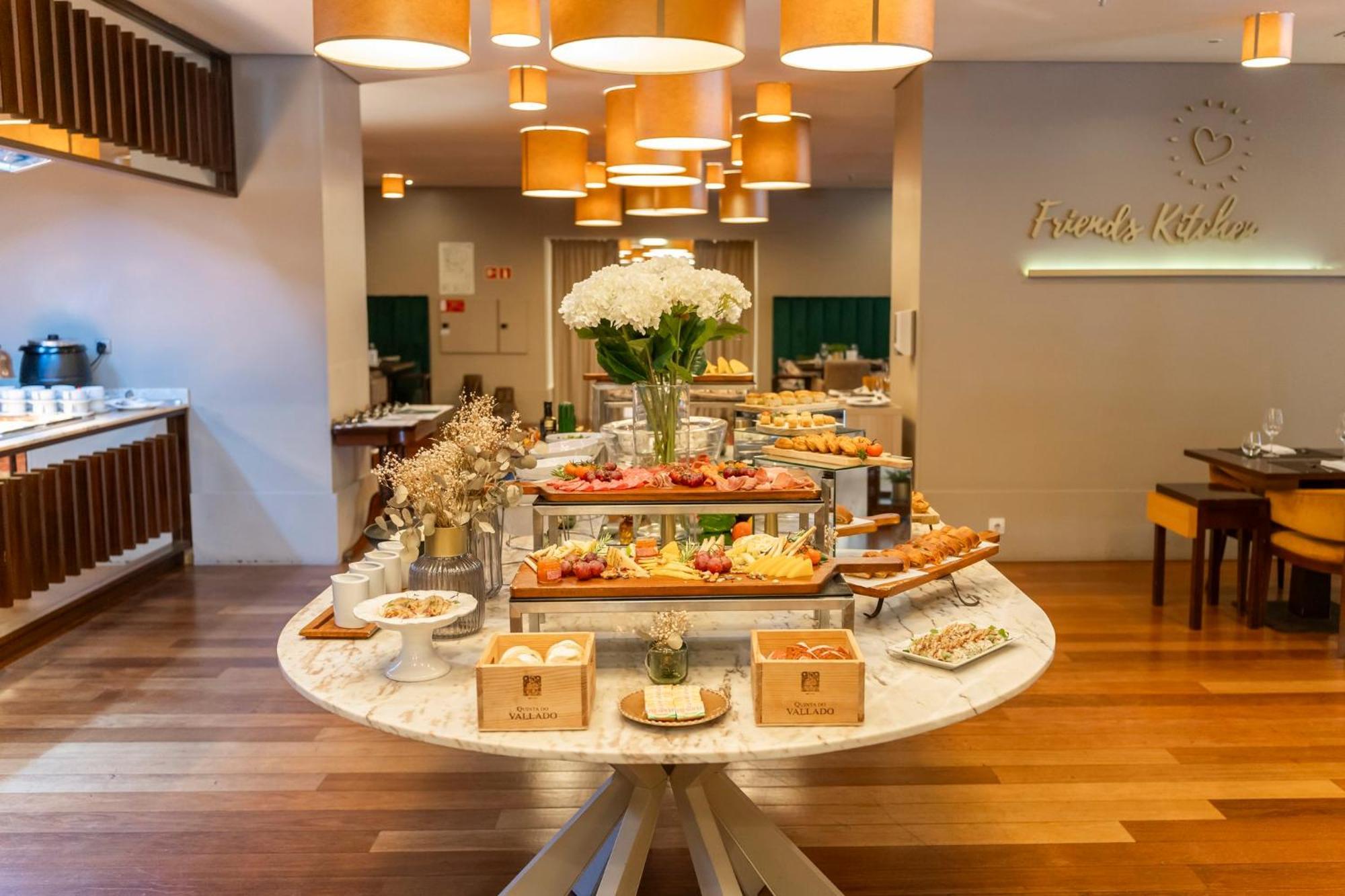 Holiday Inn Porto Gaia By Ihg Vila Nova de Gaia Kültér fotó
