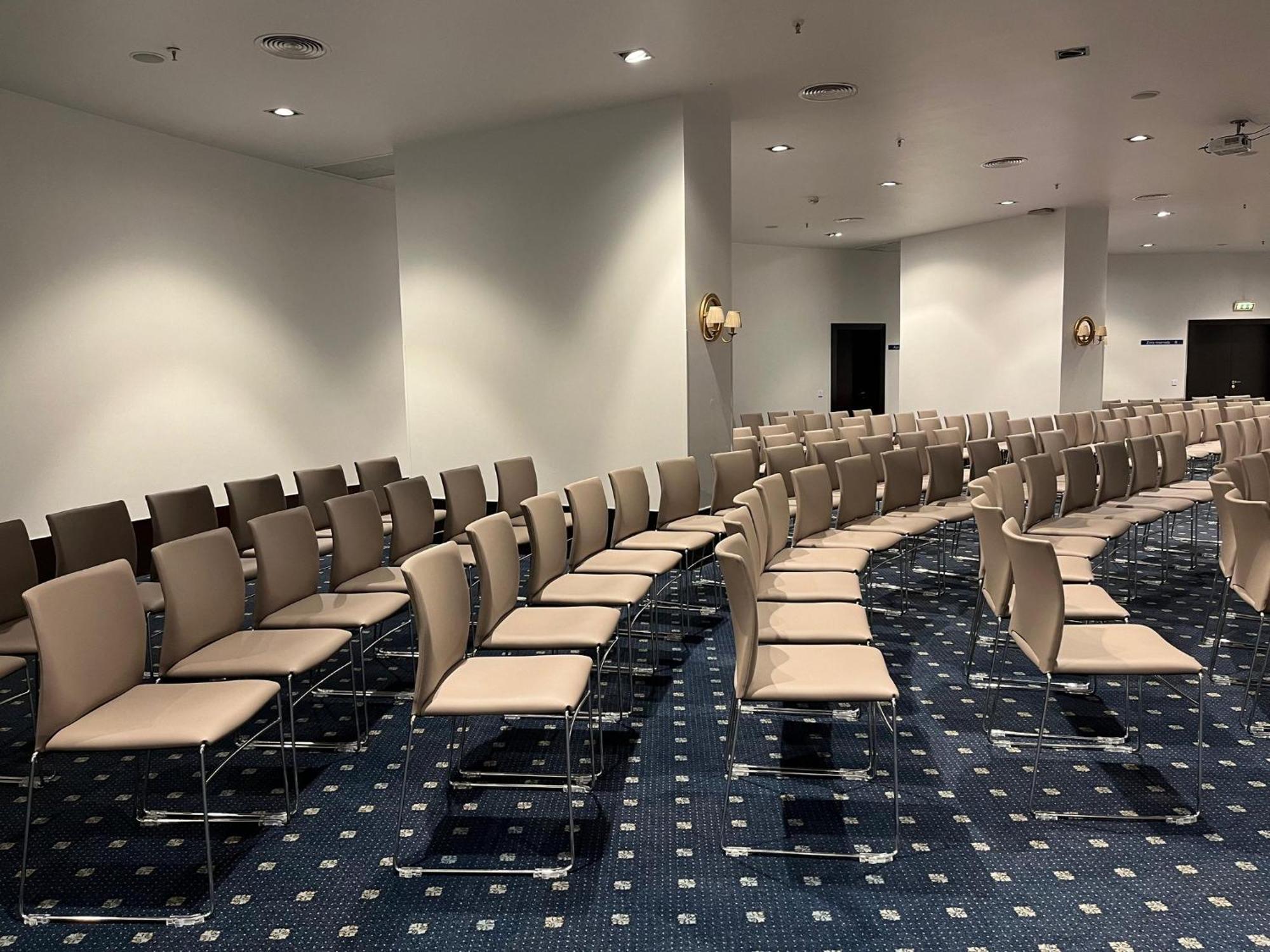 Holiday Inn Porto Gaia By Ihg Vila Nova de Gaia Kültér fotó